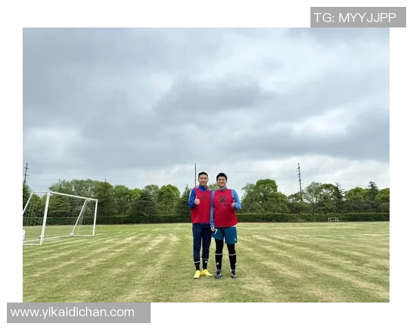 追风少年足球明星背后的故事与成长历程揭秘